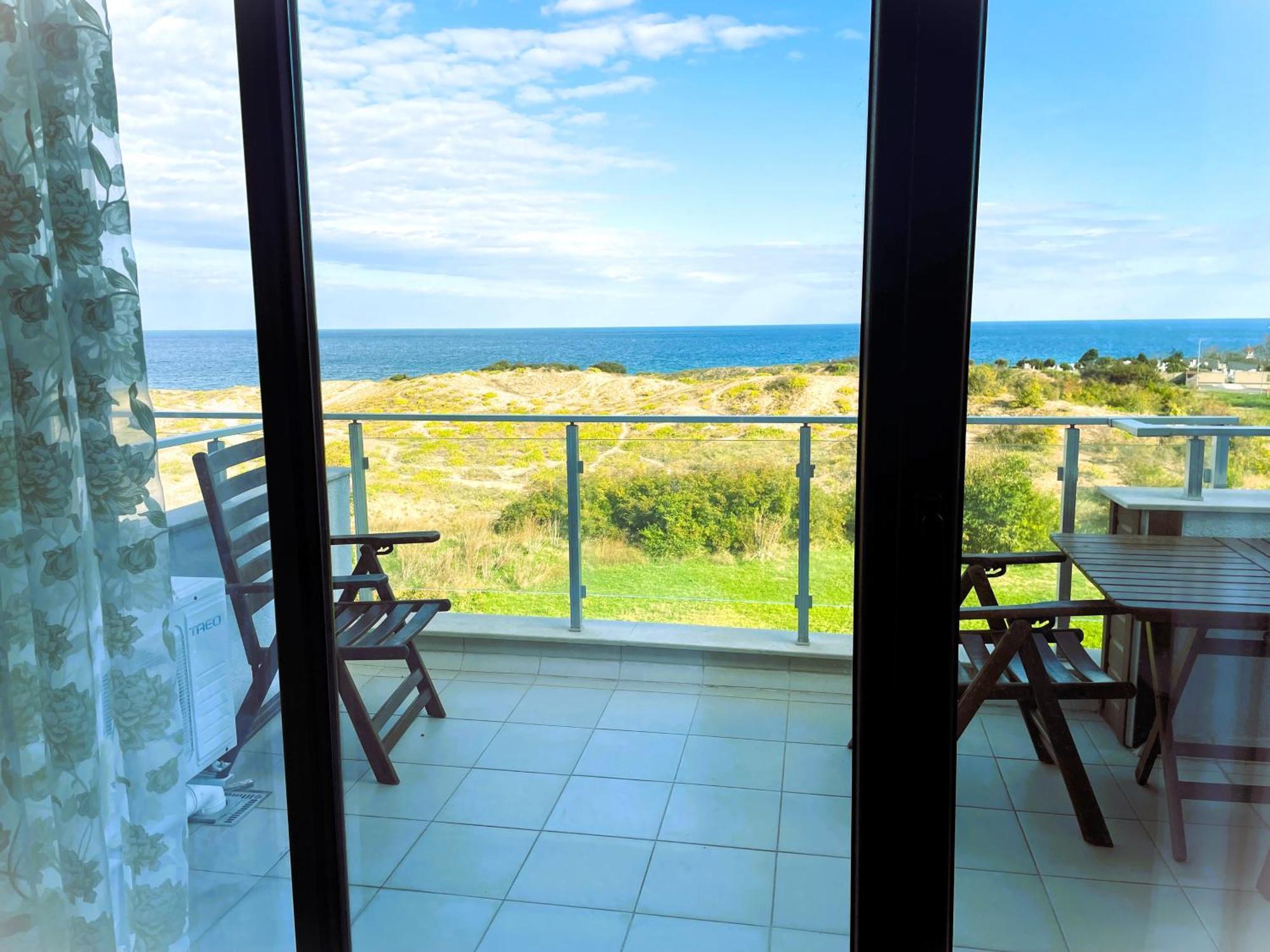 Apart-Hotel Panorama Sea Lux Primorsko Exterior photo